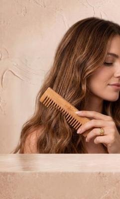 small size bamboo comb