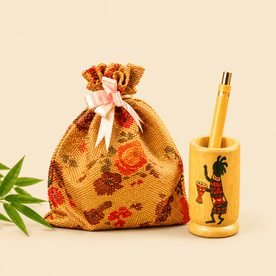 Gift hamper set- Bamboo pen stand with pen